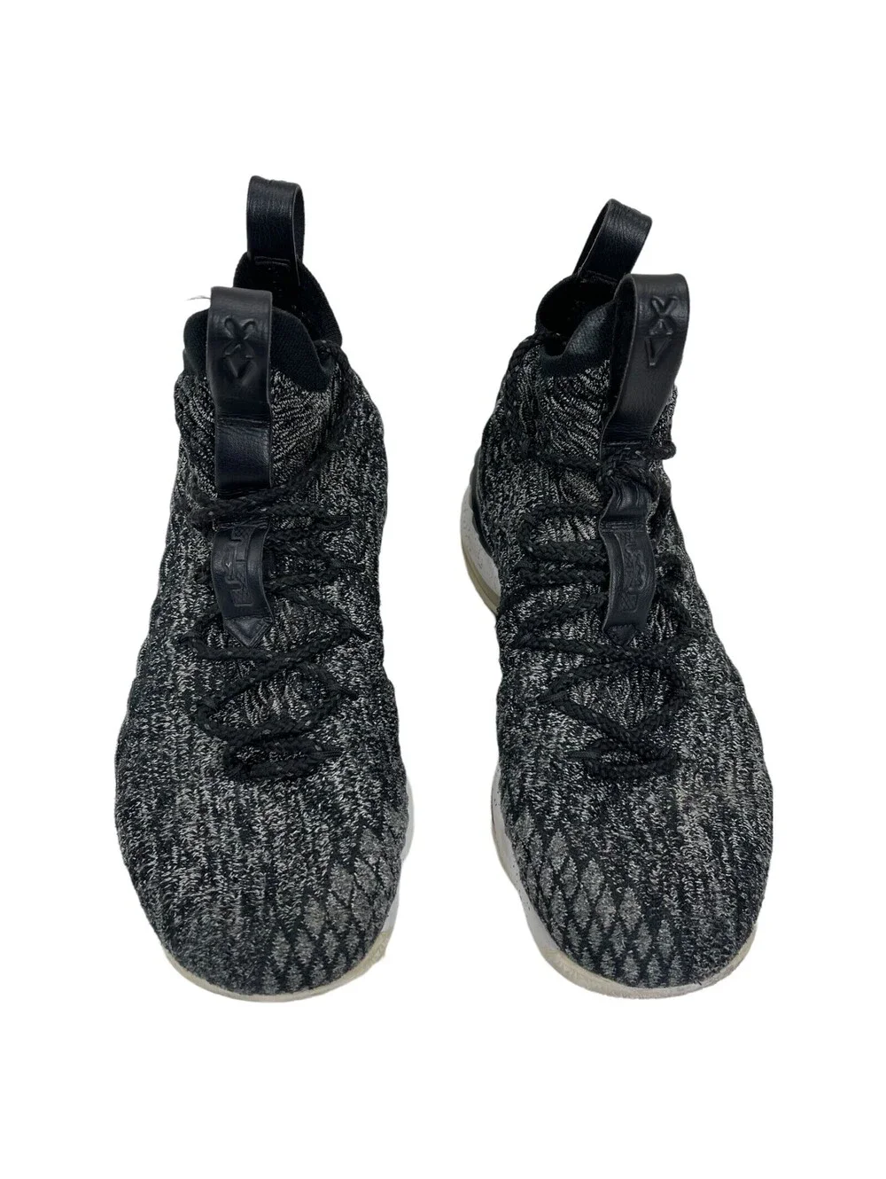 Nike sneakers youth